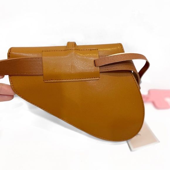 NWT Juicy Couture Cognac Belted Saddle Bag/Fanny Pack, Sz Lg/X-Lg - Picture 2 of 16